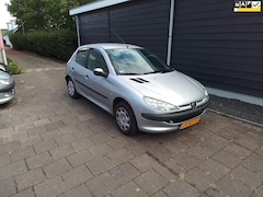 Peugeot 206 - 1.4 Pop' Art 5drs trekhaak elektrise ramen
