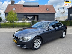 BMW 3-serie - 320d EfficientDynamics Edition Executive Led-Xenon Navigatie