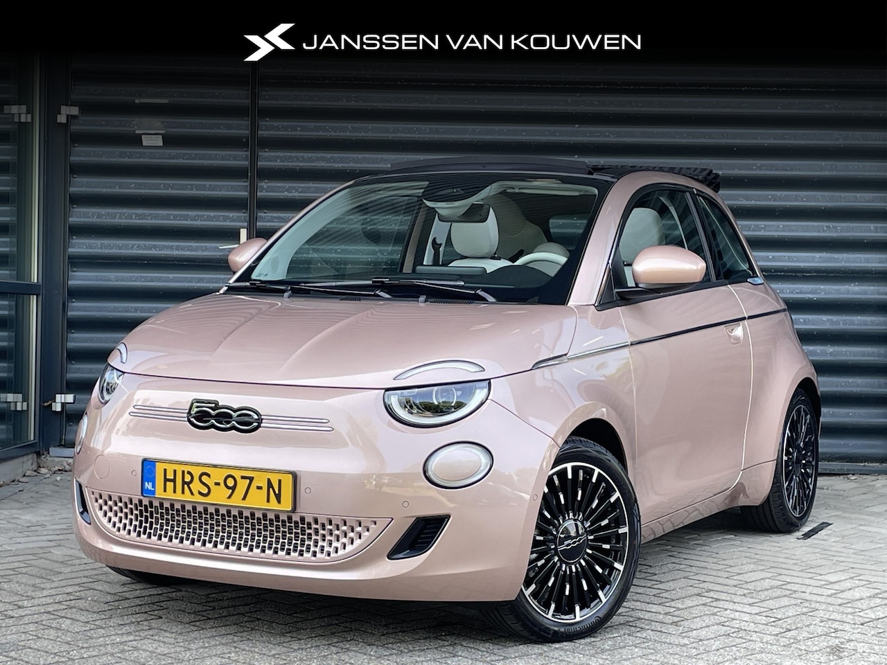 Fiat 500 C - La Prima 42 kWh Cabrio Stoel-Voorruitverwarming Achteruitrijcamera - AutoWereld.nl