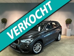 BMW X1 - SDrive18i High Executive - Head Up - Led - Navi - PDC