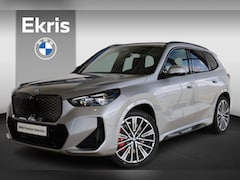 BMW iX1 - eDrive20 M Sportpakket Pro | Head-Up Display | Panoramadak | Elektr. Trekhaak