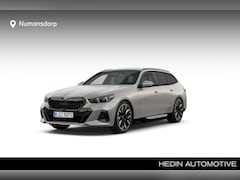 BMW 5-serie Touring - 530e | M-Sport Pro | 21'' | Panorama. | Harman/Kardon | Elek. stoel. + vent. | Trekhaak |