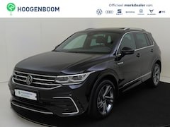 Volkswagen Tiguan - 1.4 TSI eHybrid R-Line Business | Panoramadak | 360 camera | Dodehoek detectie | Keyless |