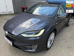 Tesla Model X - 75D Base