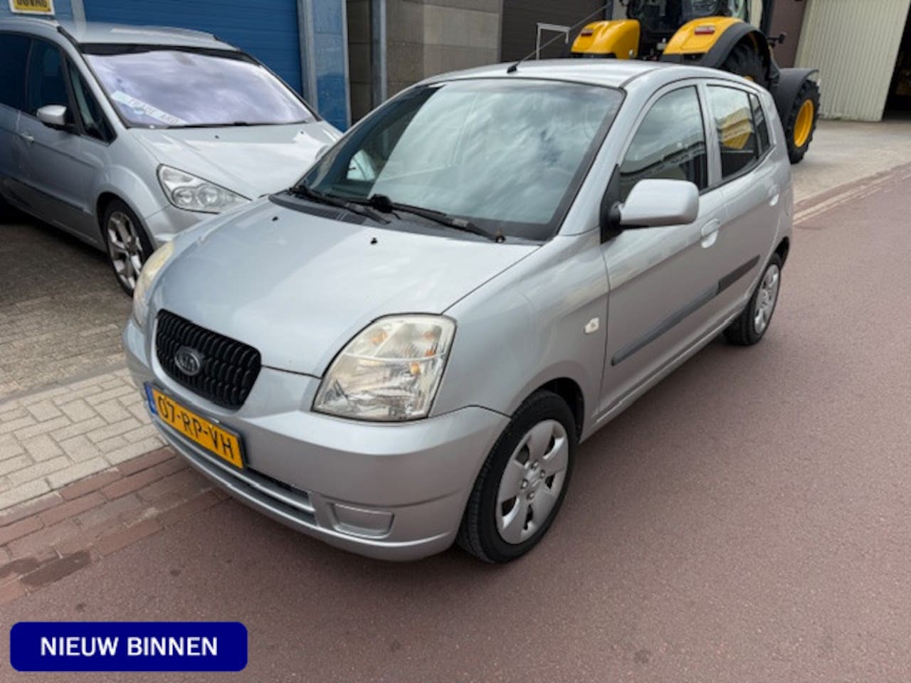 Kia Picanto - 1.0 LXE Koude Airco - 132.796km NAP Leuke auto met elektrische ramen en een radio. - AutoWereld.nl