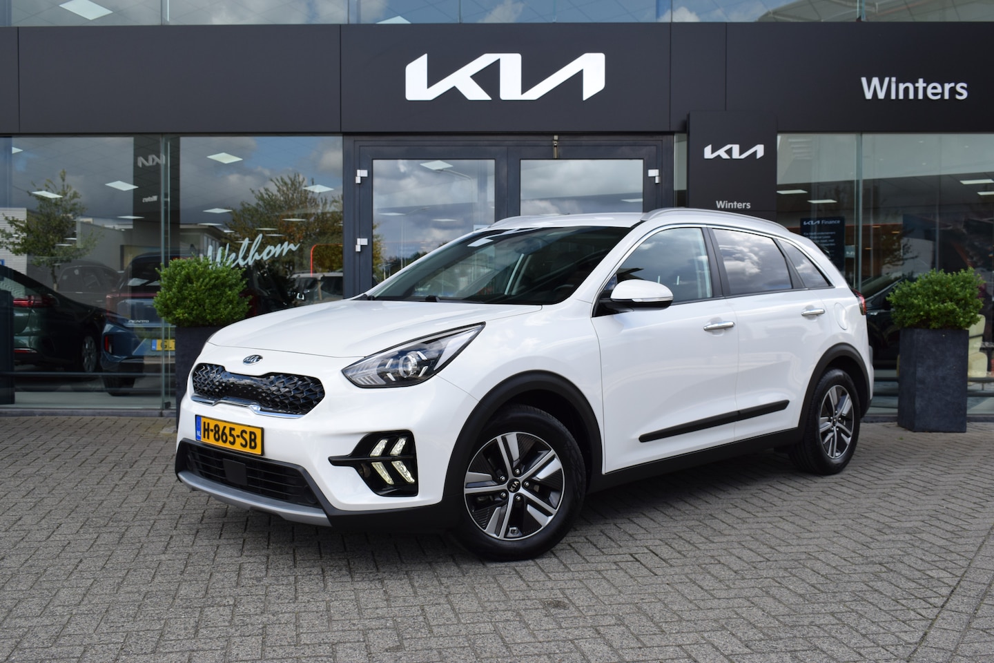 Kia Niro - 1.6 GDi Hybrid DynamicLine | Cruise Control Adaptief | Navigatie | Camera | Tot 10Jr. Kia- - AutoWereld.nl