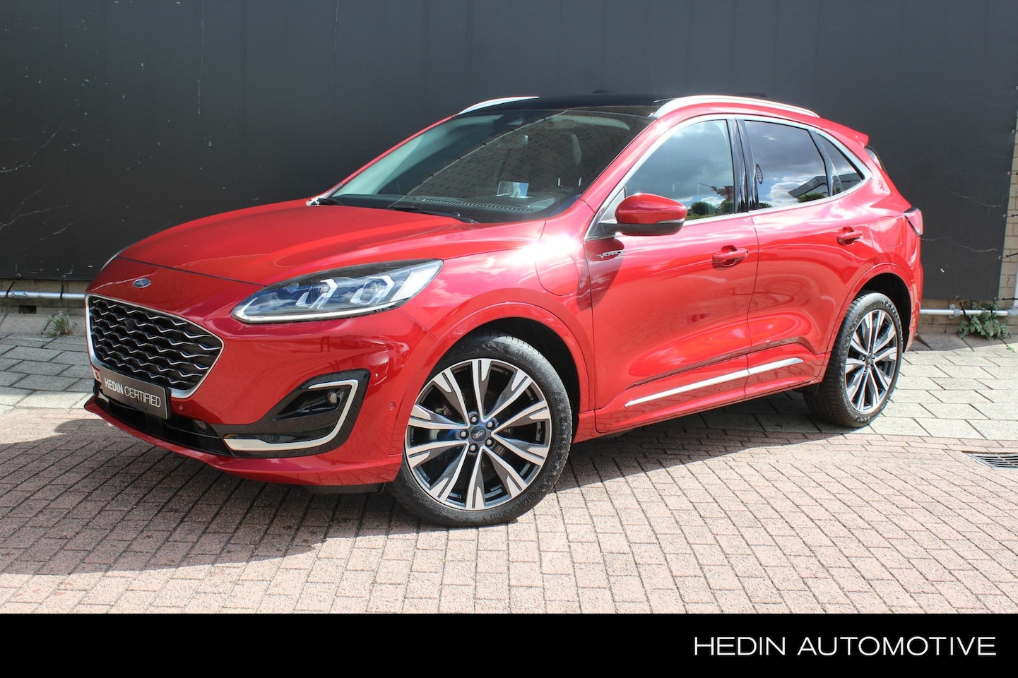 Ford Kuga - 2.5 PHEV Vignale | Panoramadak | Trekhaak | Adapt. Cruise control | Winterpack | - AutoWereld.nl