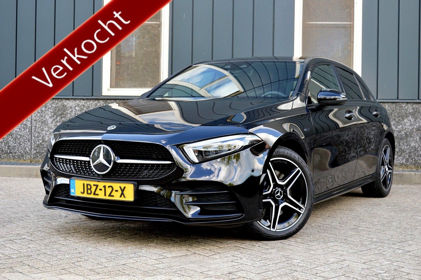 Mercedes-Benz A-klasse - 250 e Business Solution AMG Limited Rijklaarprijs-Garantie Panoramadak Sfeerverlichting Ca - AutoWereld.nl