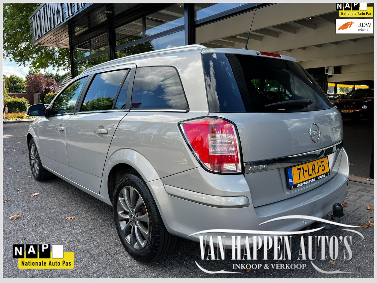 Opel Astra Wagon - Opel Astra Wagon 1.6 Cosmo airco/parkeer sensoren/ nieuwe APK - AutoWereld.nl