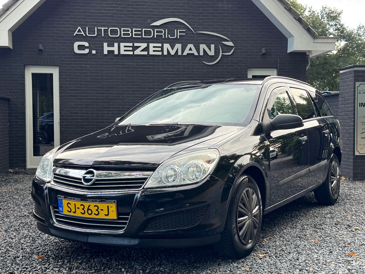 Opel Astra Wagon - 1.4 Essentia Cruise Control 141dkm Airco trekhaak inruilkoopje - AutoWereld.nl