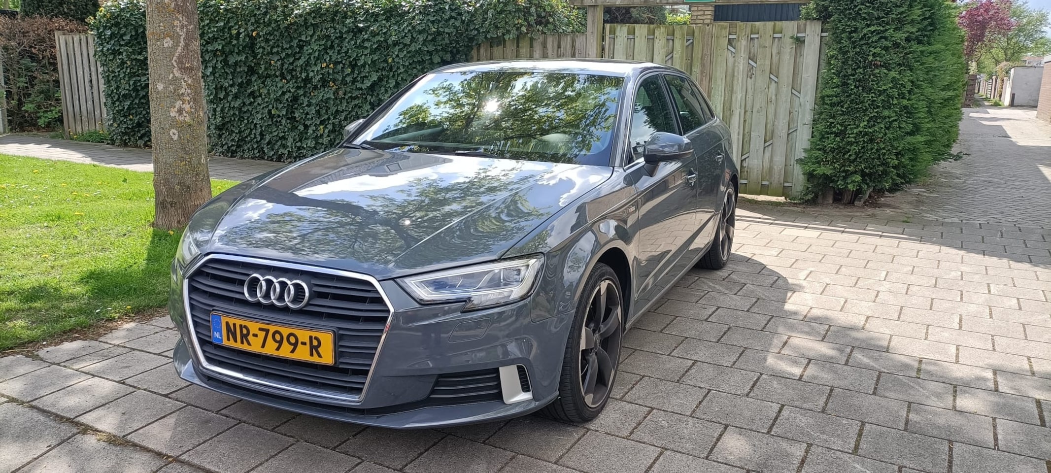 Audi A3 Sportback - 1.0 TFSI Sport Lease Edition Halfleder sportstoelen - AutoWereld.nl