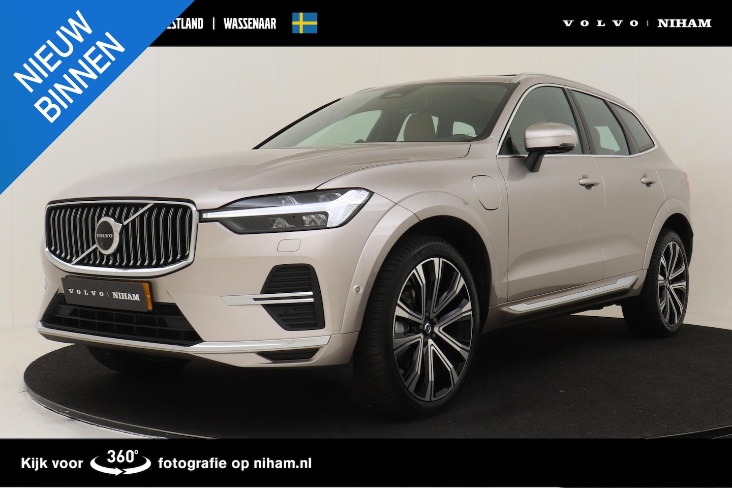 Volvo XC60 - T6 PLUG-IN HYBRID ULTRA BRIGHT *FULL OPTIONS!* -PANO.DAK|BOWERS&WILKINS|GEVENT.LEDER+MASSA - AutoWereld.nl