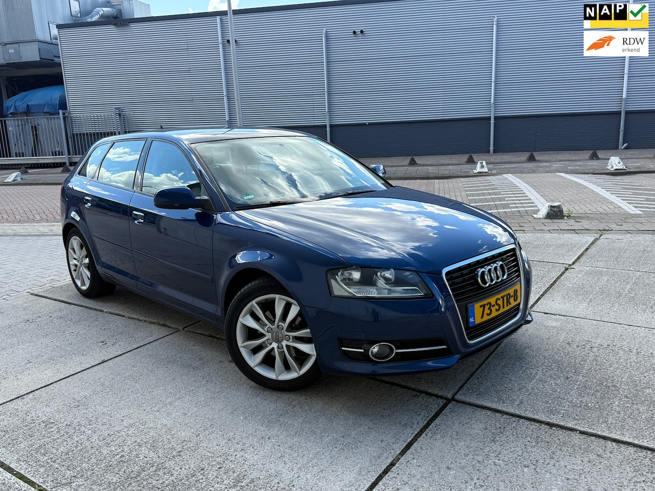 Audi A3 Sportback - 1.4 TFSI Ambition Pro Line Business AUTOMAAT NAVIGATIE 5 DR - AutoWereld.nl
