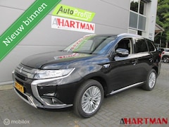 Mitsubishi Outlander - 2.4 PHEV Pure+