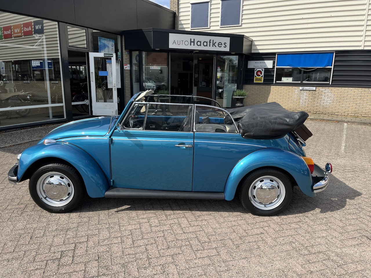 Volkswagen Kever Cabriolet - 1500 Om dagelijks te rijden, Bijzondere kleur, Goede kap, origineel interieur, uitstekende - AutoWereld.nl