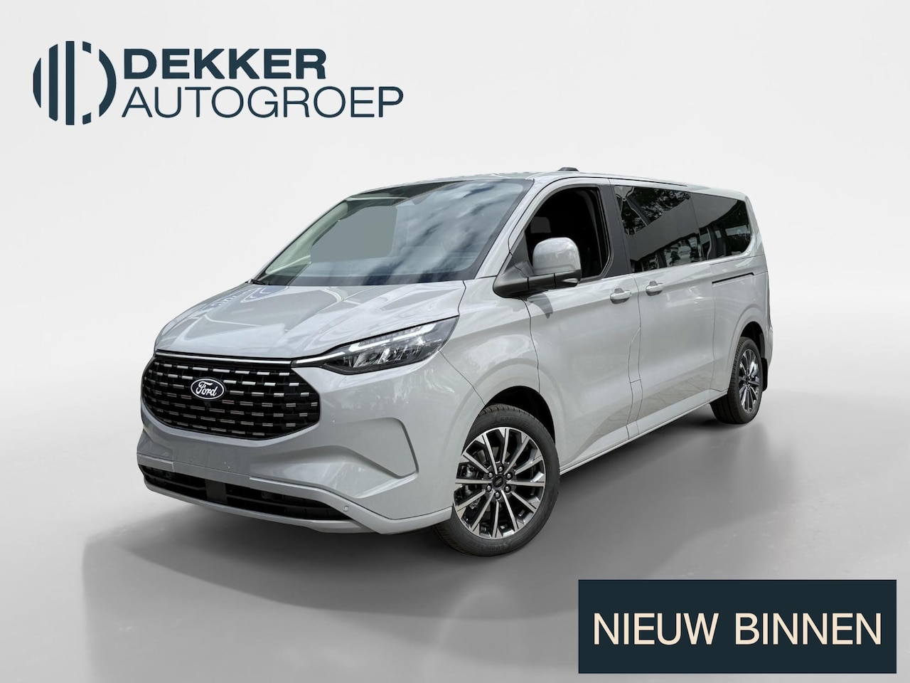 Ford Tourneo Connect - Custom 340L Titanium X 2.5i 171kW PHEV eCVT UIT VOORRAAD LEVERBAAR - AutoWereld.nl