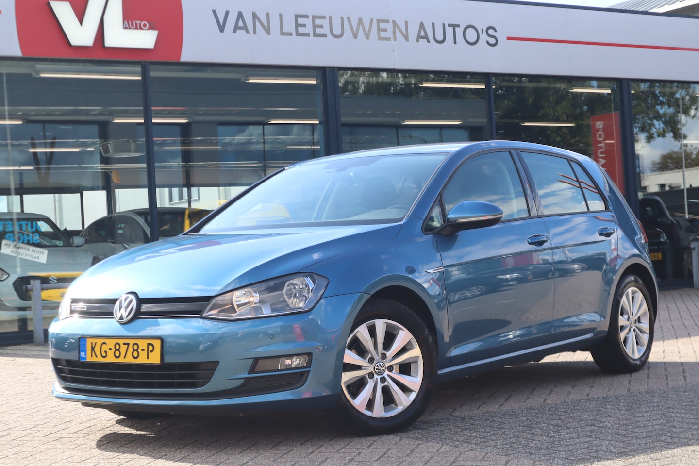 Volkswagen Golf - 1.0 TSI Comfortline | Automaat | Clima | Sensoren - AutoWereld.nl