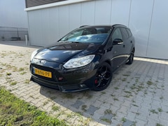 Ford Focus Wagon - 2.0 EcoBoost ST-2