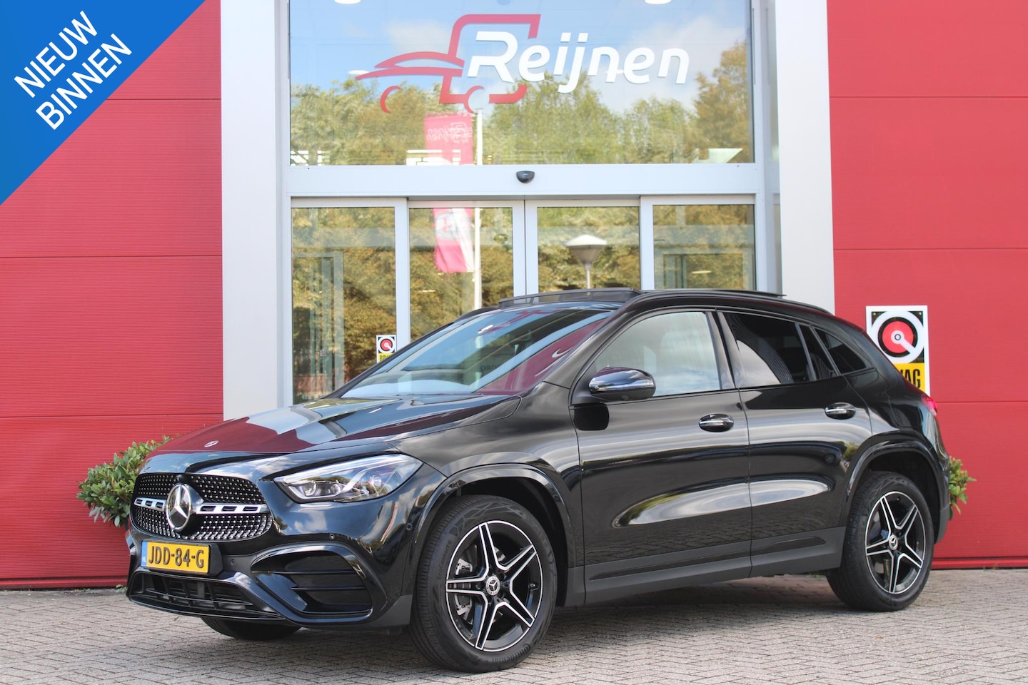 Mercedes-Benz GLA-Klasse - 250 e AMG LINE "FACELIFT!" | PANORAMISCH SCHUIF/KANTEL DAK | ELEKTRISCH BEDIENBARE VOORSTO - AutoWereld.nl