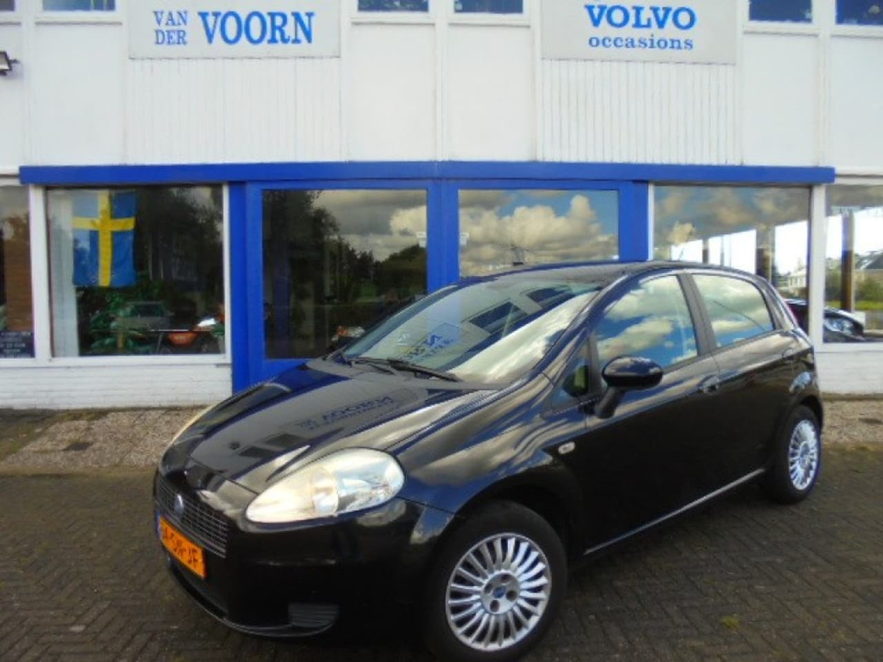 Fiat Punto - 1.4-16V EDIZIONE PRIMA, AIRCO,2E EIG,NWE APK TOPSTAAT!!!!! - AutoWereld.nl