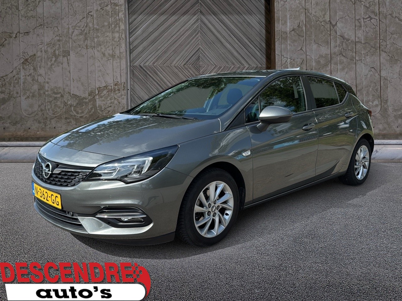 Opel Astra - 1.2 Edition 1.2 Edition, led, navi, carplay 5 drs - AutoWereld.nl