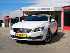 Volvo V60 - 1.6 D2 Summum Xenon|Leder|LMV|Navi