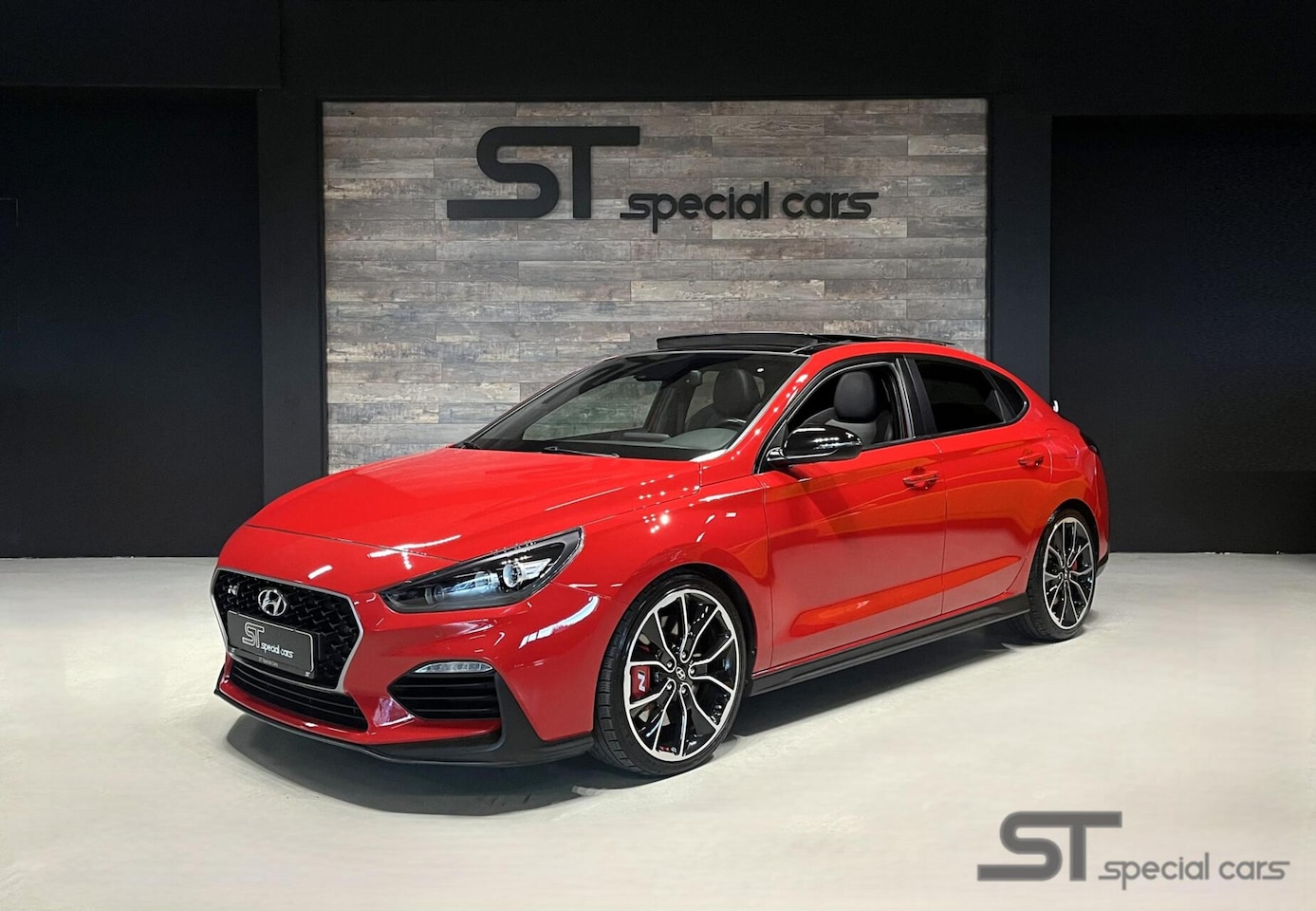 Hyundai i30 Fastback - 2.0 T-GDI N2|Pano|dealer - AutoWereld.nl