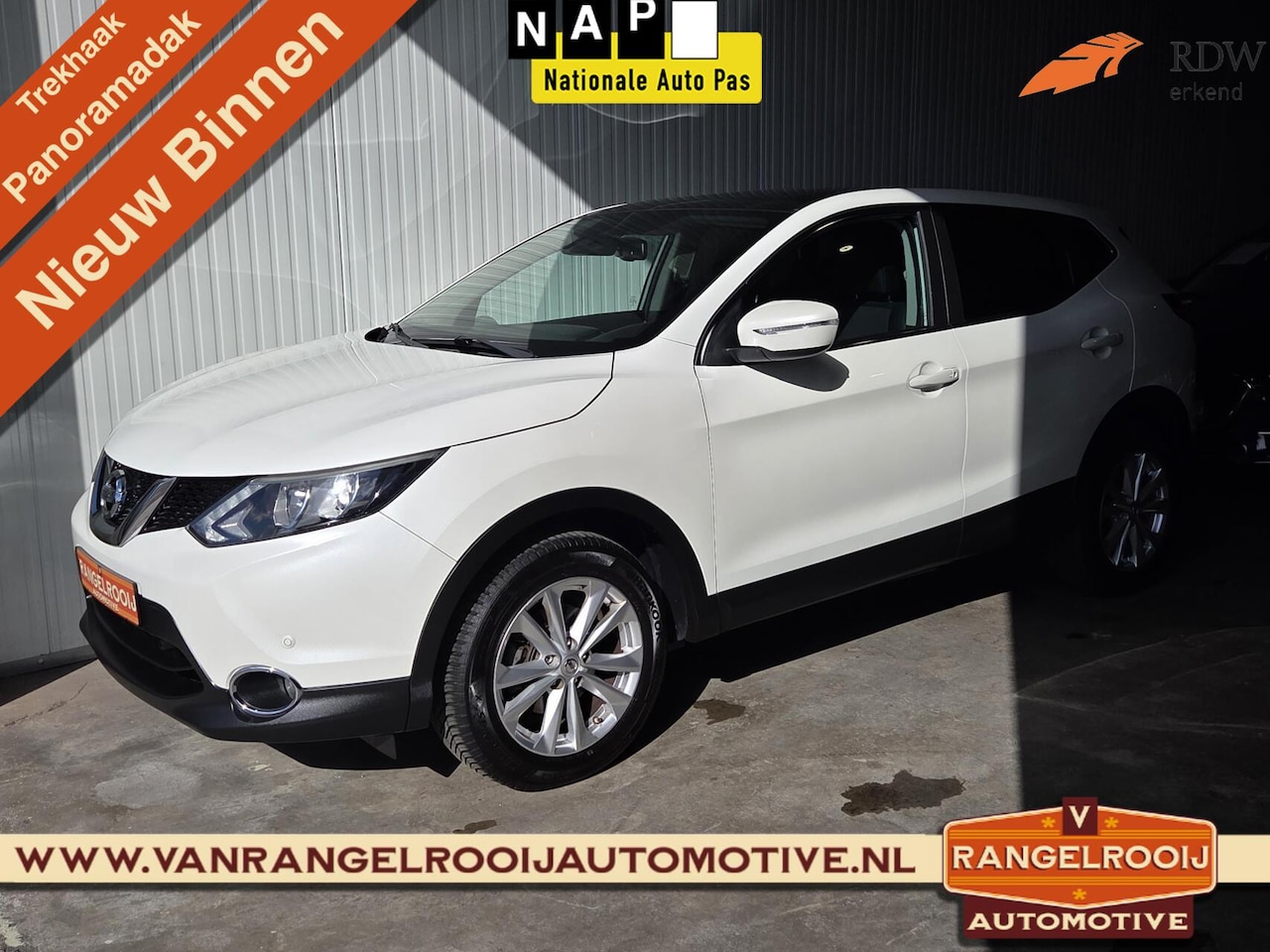 Nissan Qashqai - 1.2 Connect Edition 1.2 Connect Edition, trekh., pano, camera, keyless, clima, cruise - AutoWereld.nl
