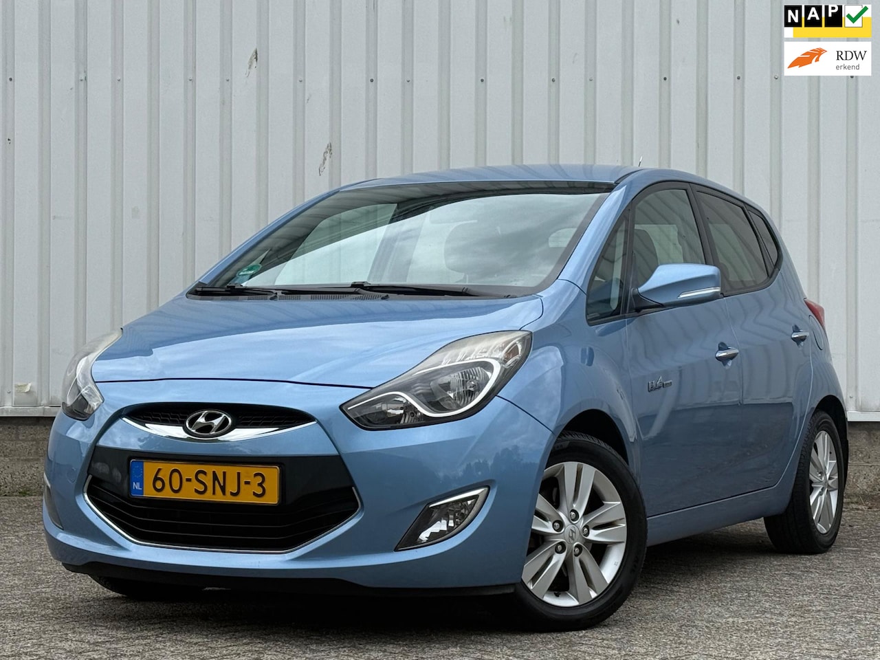 Hyundai ix20 - 1.4i i-Vision Trekhaak,Climate,Cruise,AUX,ElektrischeRamen,DealerOnderhouden,N.A.P!Apk tot - AutoWereld.nl
