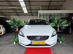 Volvo V40 - 1.6 D2 MANUAL KINETIC 2013