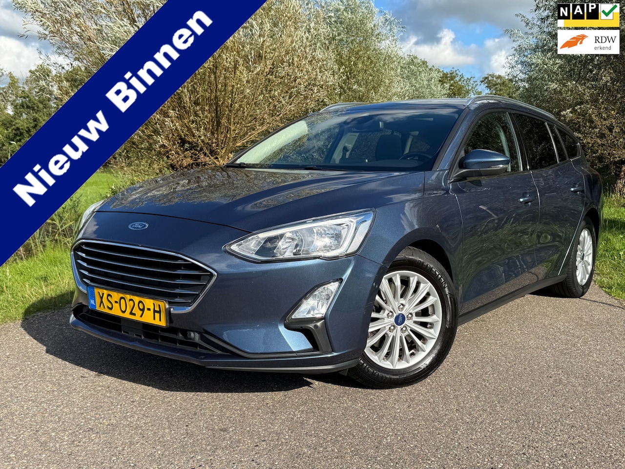 Ford Focus Wagon - 1.0 EcoBoost Titanium Business / Panorama dak / Bang & Olufsen Sound / Navigatie / Achteru - AutoWereld.nl