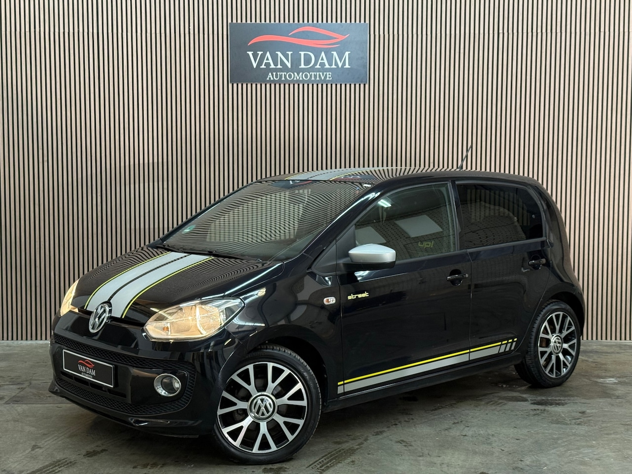 Volkswagen Up! - 1.0 Street up! BlueMotion 2015 AIRCO ELEK-RAMEN - AutoWereld.nl