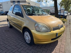 Toyota Yaris - 1.0-16V VVT-i Terra Airco APK 07-2026