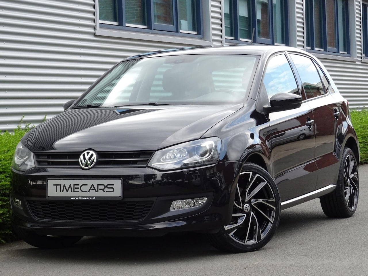 Volkswagen Polo - 1.4 5-Drs Team Xenon Sportstoelen Navigatie - AutoWereld.nl