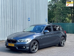 BMW 1-serie - 118i Automaat / Sportline / Smaakvolle Combi