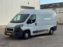 Peugeot Boxer - 330 2.2 HDI L2H2 Première