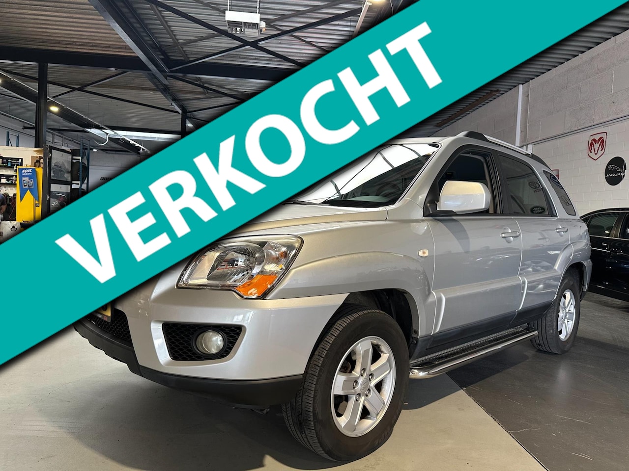 Kia Sportage - 2.0 CVVT X-tra/Bull bar/Leder/Trekhaak/Dealer onderhouden - AutoWereld.nl