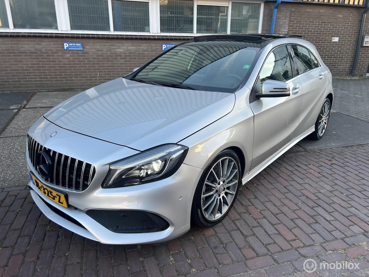 Mercedes-Benz A-klasse - 180 Ambition AMG PAKKET - AutoWereld.nl