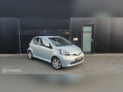 Toyota Aygo - 1.0-12V +