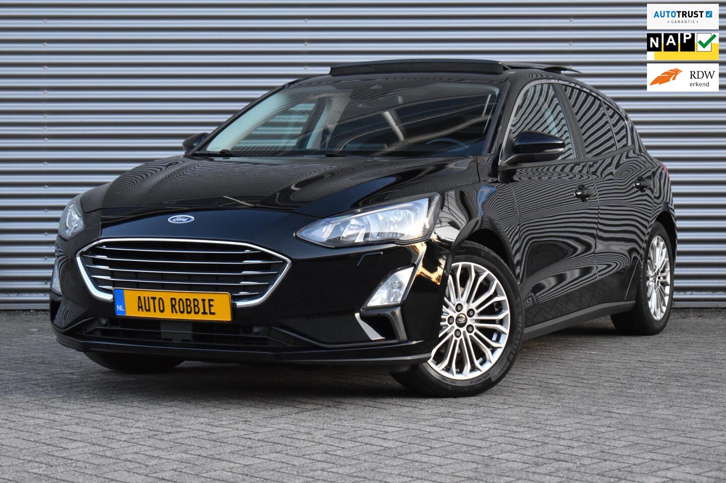 Ford Focus - 1.0 EcoBoost 125-PK Titanium, Airco, Ecc, Cruise, Panoramadak. - AutoWereld.nl