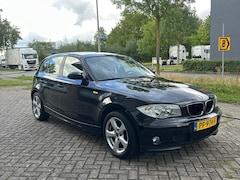 BMW 1-serie - 118i Executive* 5 Deurs* Automaat* Zeer netjes