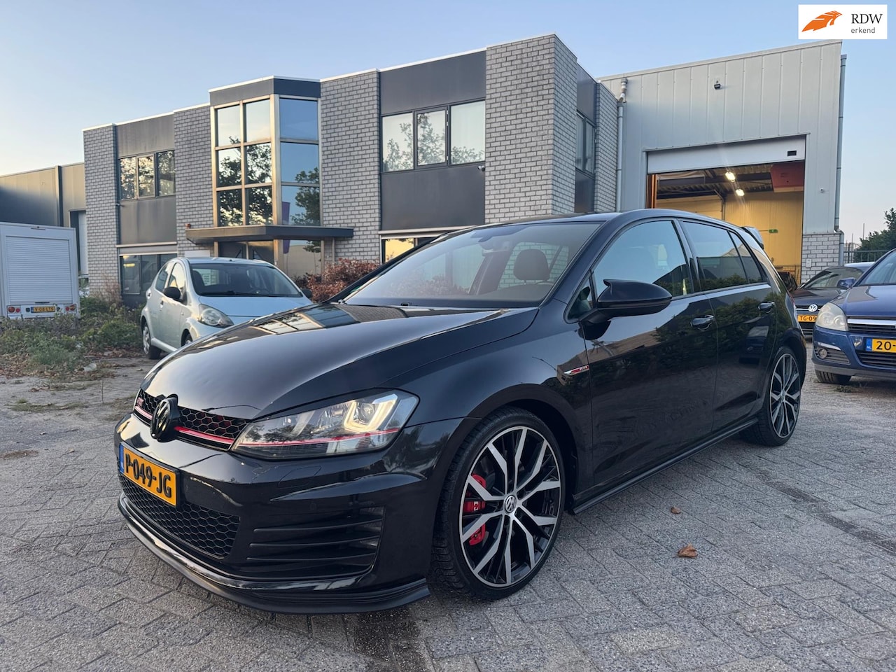 Volkswagen Golf - 2.0 TSI GTI DSG Performance - AutoWereld.nl
