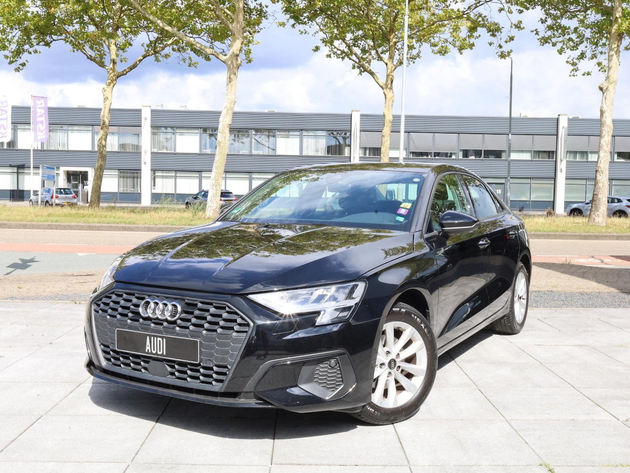 Audi A3 Limousine - 35 TFSI 150PK | Virtual Cockpit | Stoelverwarming | Navigatie | LED | DAB | - AutoWereld.nl