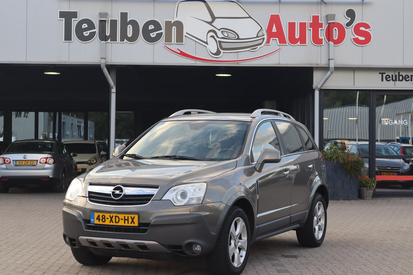 Opel Antara - 3.2 V6 Cosmo Stoelverwarming voor, Navigatie, Trekhaak - AutoWereld.nl