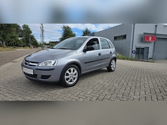Opel Corsa - 1.2-16V Essentia Met Nieuw A.P.K