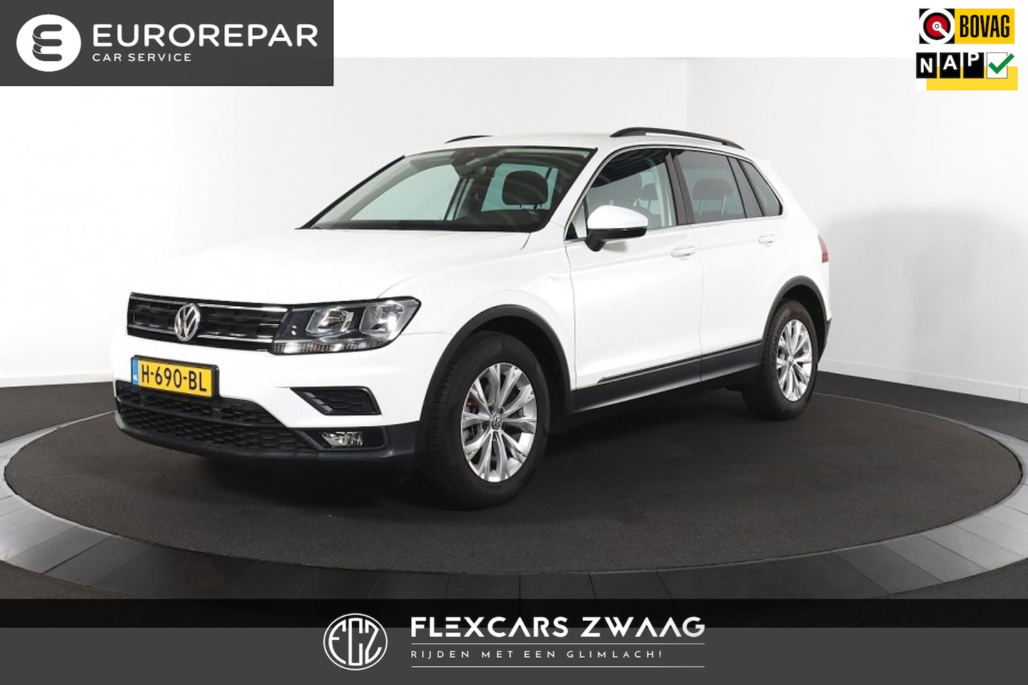 Volkswagen Tiguan - 1.5 TSI Comfortline - Navi - Climate - Cruise - Parkeerhulp - Org.NL - AutoWereld.nl