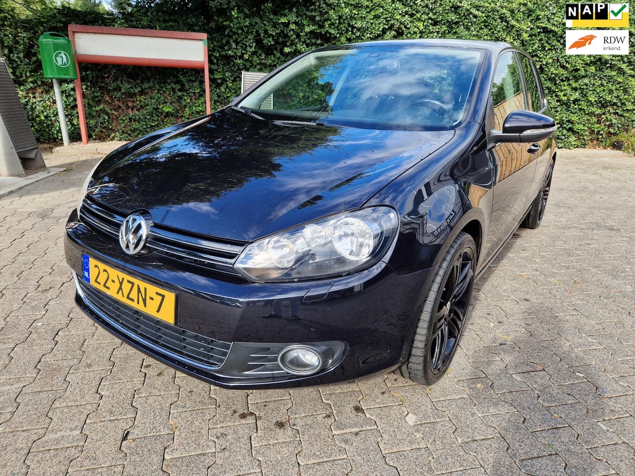 Volkswagen Golf - 1.2 TSI Highline AUTOMAAT/Flippers - AutoWereld.nl