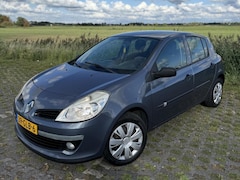 Renault Clio - 1.2-16V 5-deurs Airco 2 sleutels Navigatie
