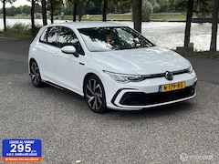 Volkswagen Golf - 1.5 eTSI R-Line