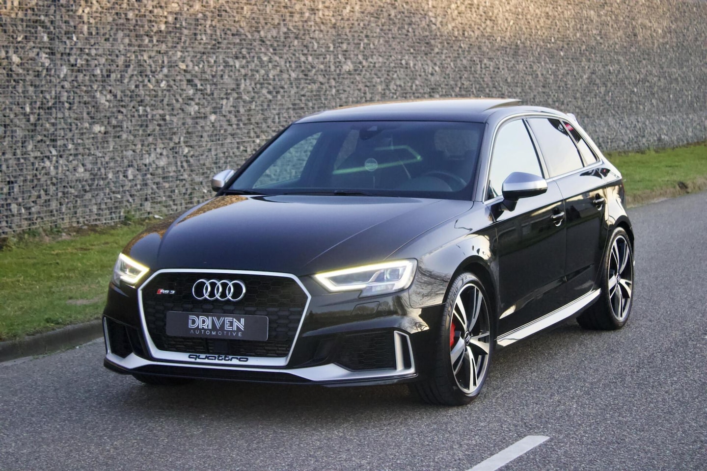 Audi RS3 - 2.5 Quattro | Pano - B&O - RS Stoelen - ACC - DCC - AutoWereld.nl